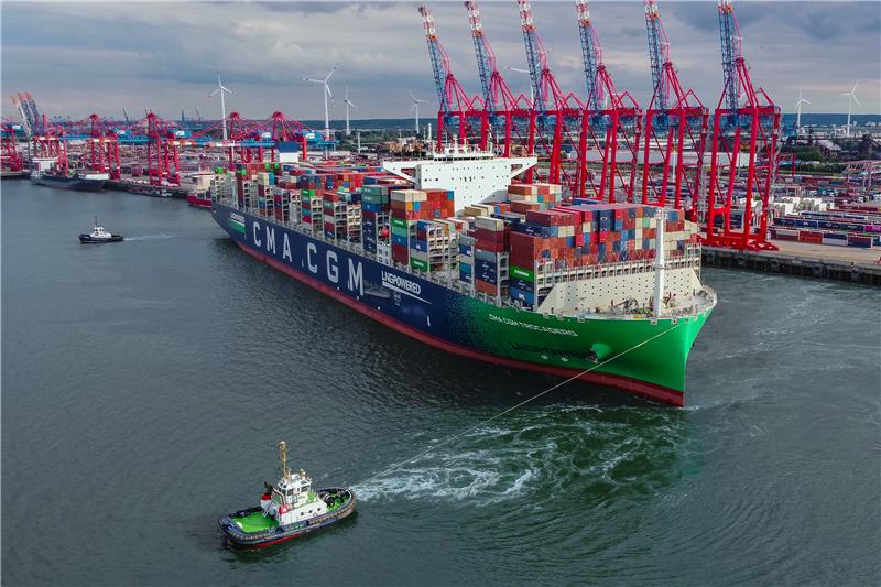A CMA CGM ship at CTH. Image: © CMA CGM